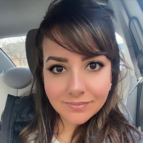 Meet your Posher, Bruna - Picture 1 of 1